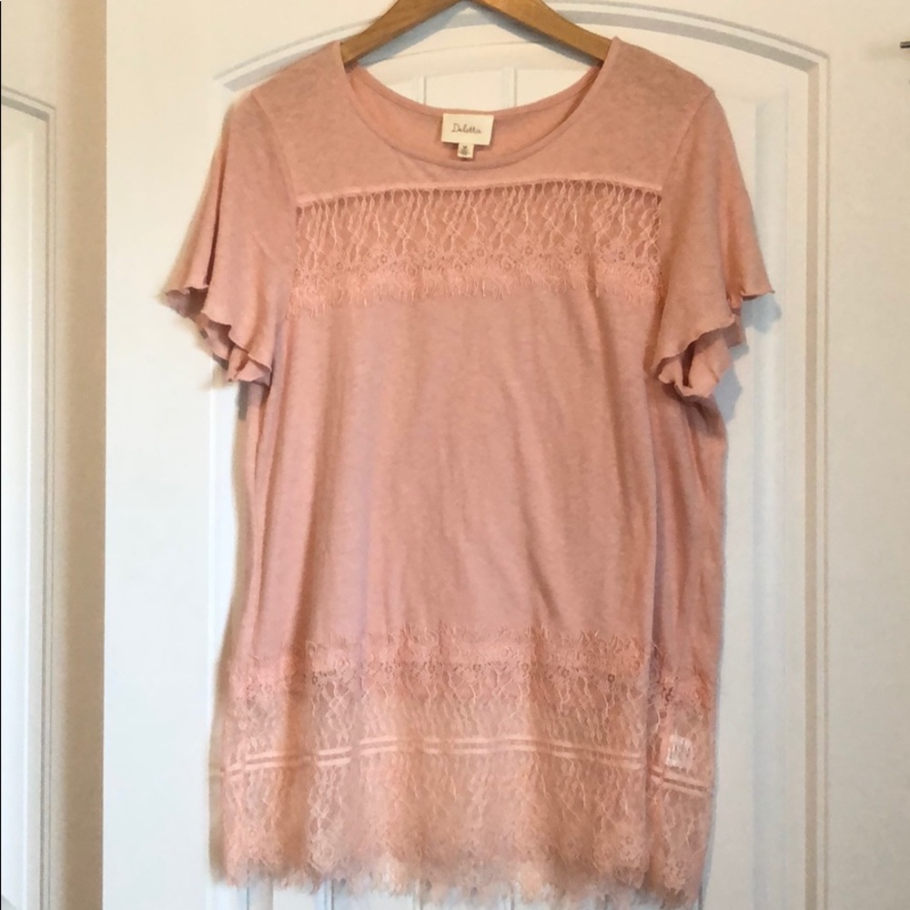 Medium blush dressy top
